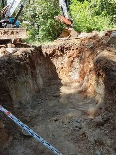 Pose d’un système d’assainissement Enviroseptic – fosse toutes eaux & tranchée d’épandage