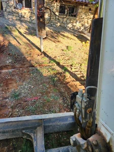 Fosse septique EPARCO 4EH écorce de pin : chantier MONTFORT SUR ARGENS (Var)